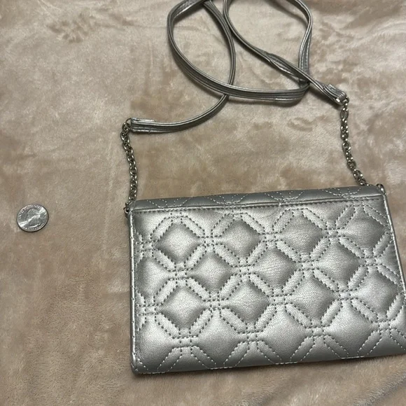 Metallic crossbody - Picture 2 of 5